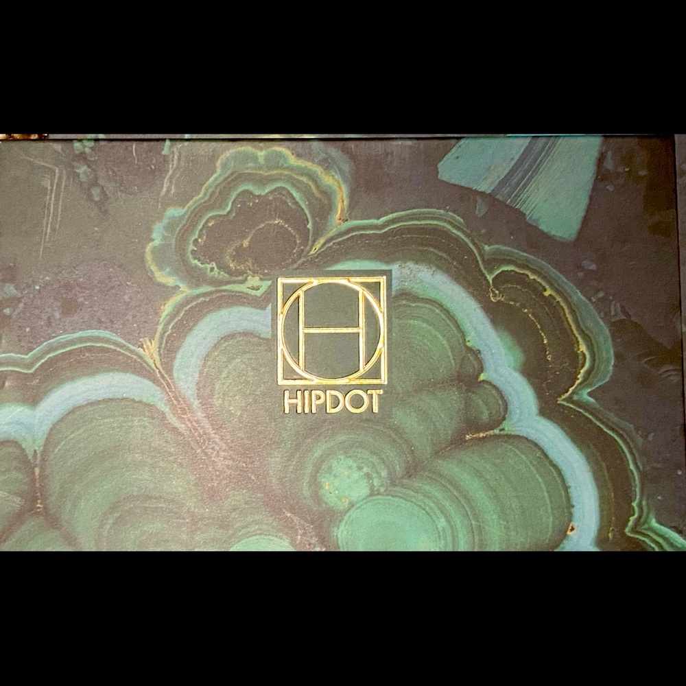 Hipdot eye shadow pallete
